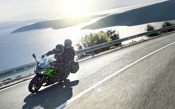 Verleihmotorrad Kawasaki Ninja 1100SX SE vom Händler BOXENSTOP Motorradvertriebs GmbH - Bild 14 Verleihmotorrad Kawasaki Ninja 1100SX SE vom Händler BOXENSTOP Motorradvertriebs GmbH - Bild 14