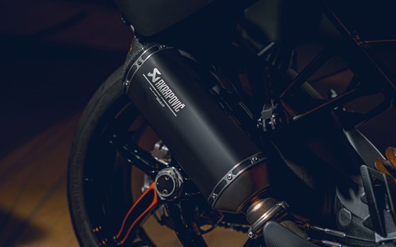 Verleihmotorrad KTM 1290 Super Duke GT vom Händler Road Star Motorcycles GmbH - Bild 7 Verleihmotorrad KTM 1290 Super Duke GT vom Händler Road Star Motorcycles GmbH - Bild 7