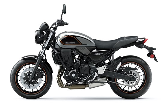 Verleihmotorrad Kawasaki Z650 RS vom Händler Lietz Motorradtechnik - Bild 10 Verleihmotorrad Kawasaki Z650 RS vom Händler Lietz Motorradtechnik - Bild 10