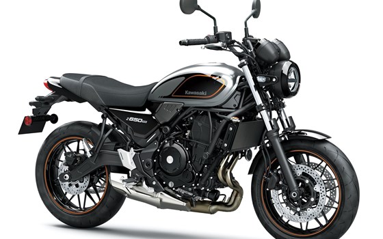 Verleihmotorrad Kawasaki Z650 RS vom Händler Lietz Motorradtechnik - Bild 8 Verleihmotorrad Kawasaki Z650 RS vom Händler Lietz Motorradtechnik - Bild 8