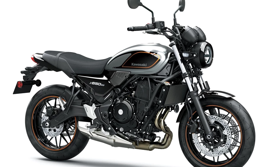 Verleihmotorrad Kawasaki Z650 RS vom Händler Lietz Motorradtechnik Bild 8: Verleihmotorrad Kawasaki Z650 RS vom Händler Lietz Motorradtechnik