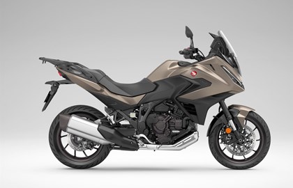 Leihmotorrad Honda NT1100 DCT