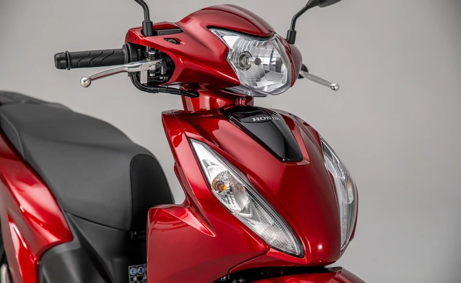 Verleihmotorrad Honda NSC Vision 110 vom Händler Autohaus Louis Dresen GmbH Bild 6: Verleihmotorrad Honda NSC Vision 110 vom Händler Autohaus Louis Dresen GmbH