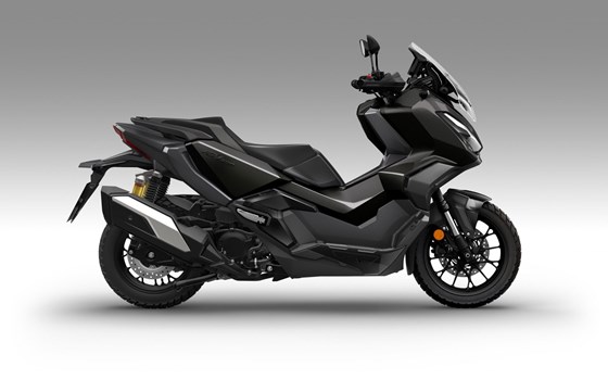 Verleihmotorrad Honda ADV350 vom Händler Autohaus Louis Dresen GmbH - Bild 11 Verleihmotorrad Honda ADV350 vom Händler Autohaus Louis Dresen GmbH - Bild 11