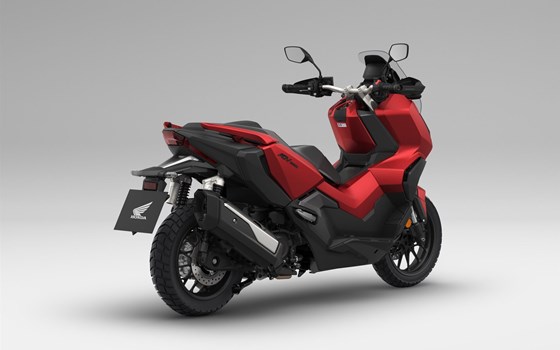 Verleihmotorrad Honda ADV350 vom Händler Autohaus Louis Dresen GmbH - Bild 18