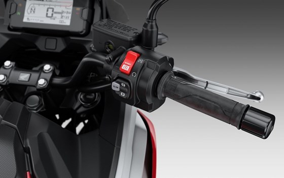 Verleihmotorrad Honda NC750X DCT vom Händler Autohaus Louis Dresen GmbH - Bild 10 Verleihmotorrad Honda NC750X DCT vom Händler Autohaus Louis Dresen GmbH - Bild 10