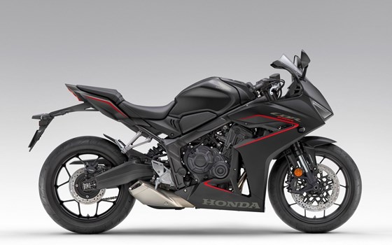 Verleihmotorrad Honda CBR650R vom Händler Autohaus Louis Dresen GmbH - Bild 11 Verleihmotorrad Honda CBR650R vom Händler Autohaus Louis Dresen GmbH - Bild 11
