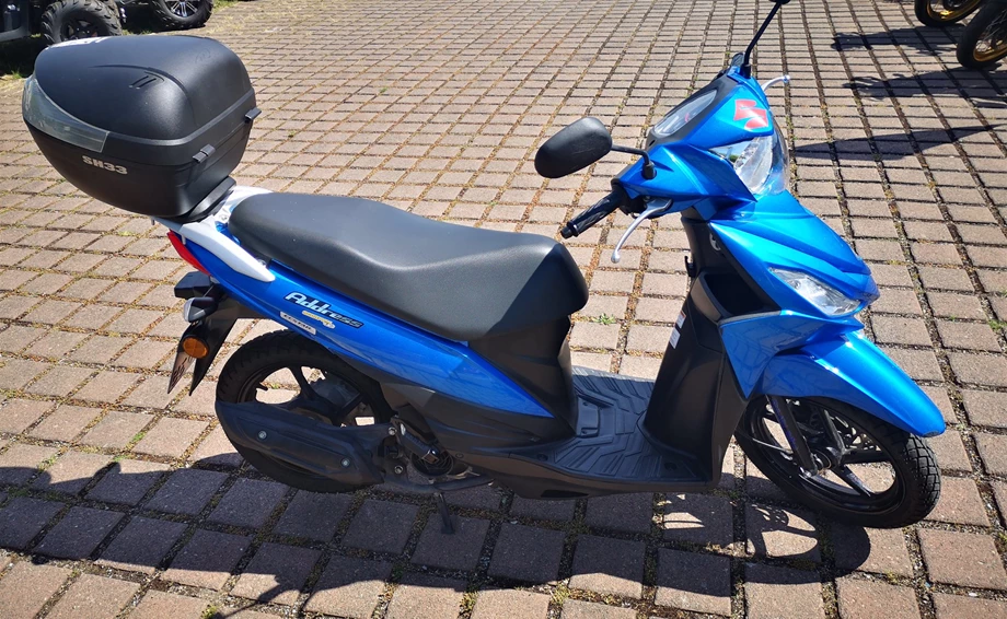 Verleihmotorrad Suzuki Address 110 vom Händler Motorrad Otto Bild 2: Verleihmotorrad Suzuki Address 110 vom Händler Motorrad Otto