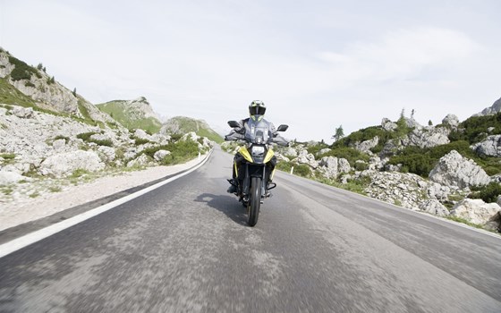 Verleihmotorrad Suzuki V-Strom 1050 XT vom Händler Fahrzeugcenter Gaßmann - Bild 18