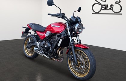 Leihmotorrad Kawasaki Z650 RS