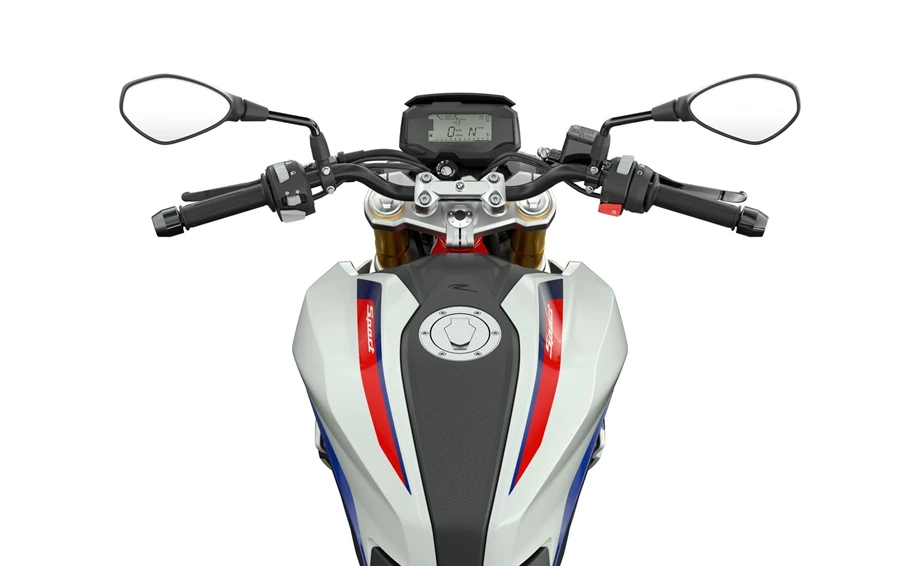 Verleihmotorrad BMW G 310 R vom Händler WMH GmbH Walz Bild 4: Verleihmotorrad BMW G 310 R vom Händler WMH GmbH Walz