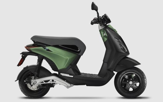 Verleihmotorrad Piaggio 1 + vom Händler WIKO Motorrad GmbH - Bild 1 Verleihmotorrad Piaggio 1 + vom Händler WIKO Motorrad GmbH - Bild 1