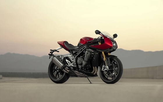 Verleihmotorrad Triumph Speed Triple 1200 RR vom Händler Klingenberger Kehl GbR - Bild 14 Verleihmotorrad Triumph Speed Triple 1200 RR vom Händler Klingenberger Kehl GbR - Bild 14