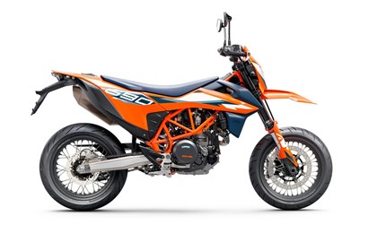 Leihmotorrad KTM 690 SMC R
