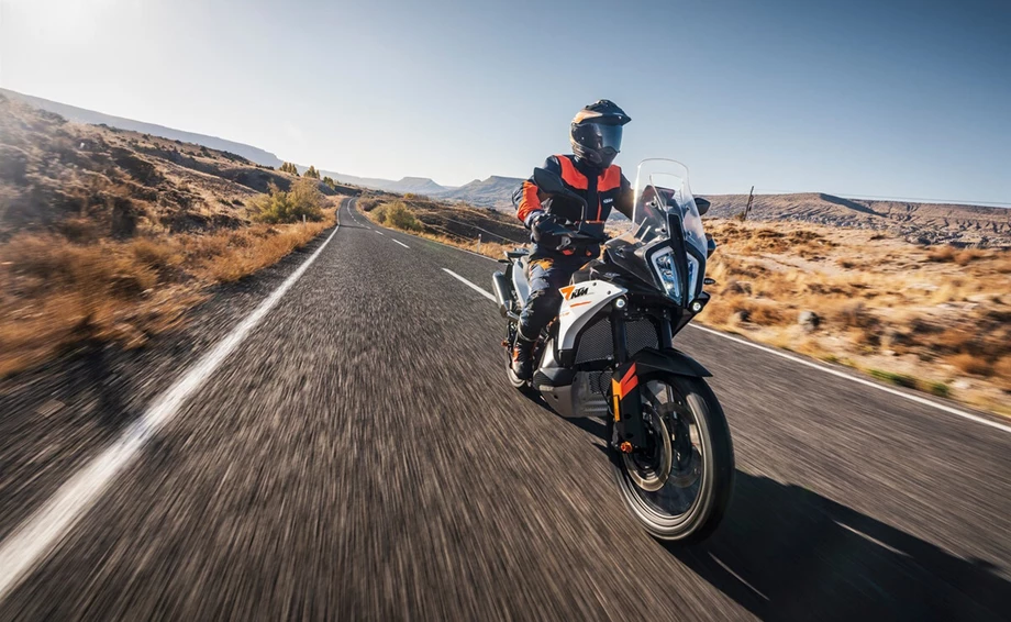 Verleihmotorrad KTM 790 Adventure vom Händler März Motorradhandel GmbH Bild 18: Verleihmotorrad KTM 790 Adventure vom Händler März Motorradhandel GmbH