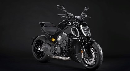 Ducati Diavel V4
