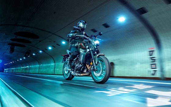 Verleihmotorrad Yamaha MT-09 vom Händler Raudzus Motorrad GmbH - Bild 3