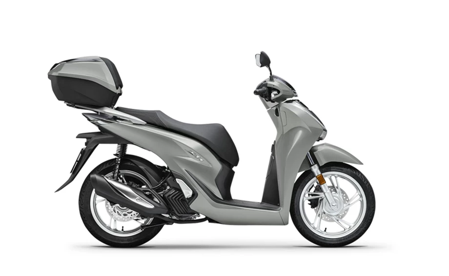 Verleihmotorrad Honda SH125i vom Händler M. Perschall GmbH Bild 6: Verleihmotorrad Honda SH125i vom Händler M. Perschall GmbH