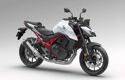 Leihmotorrad Honda CB750 Hornet