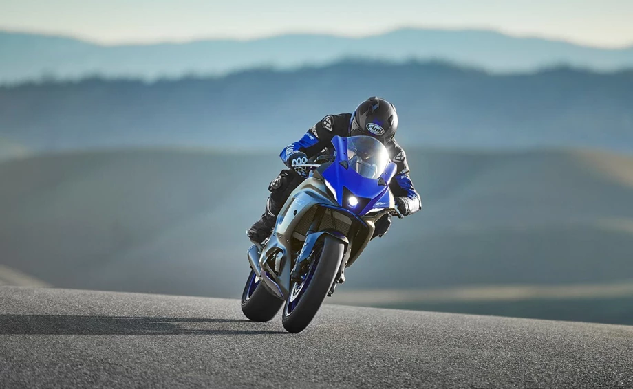 Verleihmotorrad Yamaha R7 vom Händler Zweiradsport Meine Bild 9: Verleihmotorrad Yamaha R7 vom Händler Zweiradsport Meine