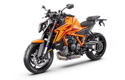 Leihmotorrad KTM 1390 Super Duke R EVO