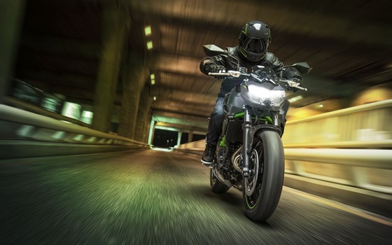 Verleihmotorrad Kawasaki Z650 vom Händler Motorradshop Ahlers - Bild 2 Verleihmotorrad Kawasaki Z650 vom Händler Motorradshop Ahlers - Bild 2