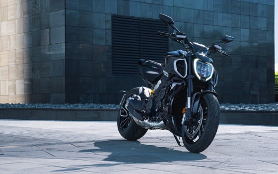 Verleihmotorrad Ducati Diavel V4 vom Händler März Motorradhandel GmbH - Bild 10 Verleihmotorrad Ducati Diavel V4 vom Händler März Motorradhandel GmbH - Bild 10