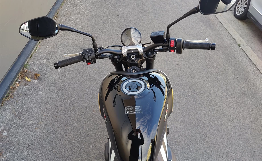 Verleihmotorrad Triumph Trident 660 vom Händler IL MOTO  Motorradhandel und Reparaturwerkstätte GesmbH Bild 6: Verleihmotorrad Triumph Trident 660 vom Händler IL MOTO  Motorradhandel und Reparaturwerkstätte GesmbH