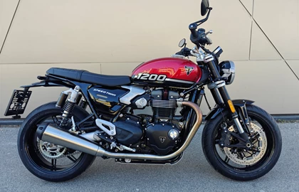 Leihmotorrad Triumph Speed Twin 1200 Leihmotorrad Triumph Speed Twin 1200