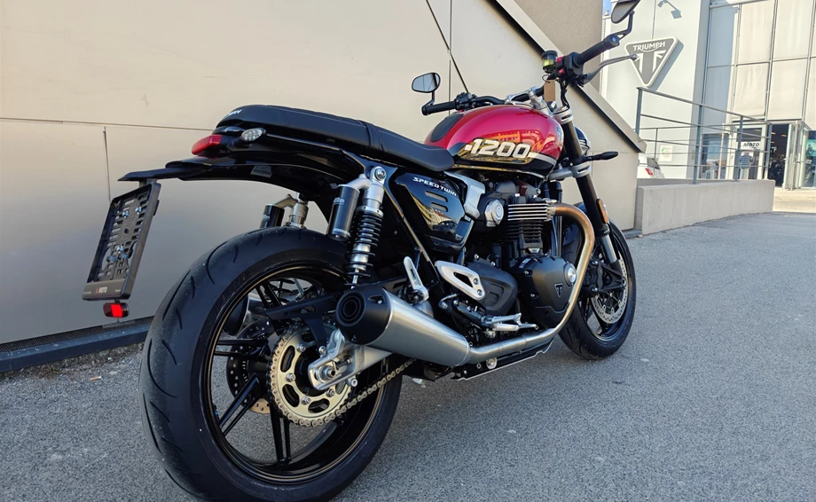 Verleihmotorrad Triumph Speed Twin 1200 vom Händler IL MOTO  Motorradhandel und Reparaturwerkstätte GesmbH Bild 4: Verleihmotorrad Triumph Speed Twin 1200 vom Händler IL MOTO  Motorradhandel und Reparaturwerkstätte GesmbH