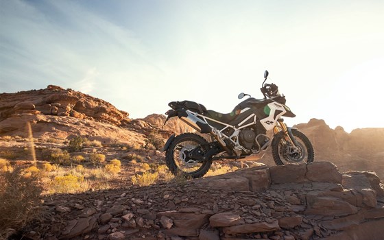 Verleihmotorrad Triumph Tiger 1200 Rally PRO vom Händler IL MOTO  Motorradhandel und Reparaturwerkstätte GesmbH - Bild 15 Verleihmotorrad Triumph Tiger 1200 Rally PRO vom Händler IL MOTO  Motorradhandel und Reparaturwerkstätte GesmbH - Bild 15