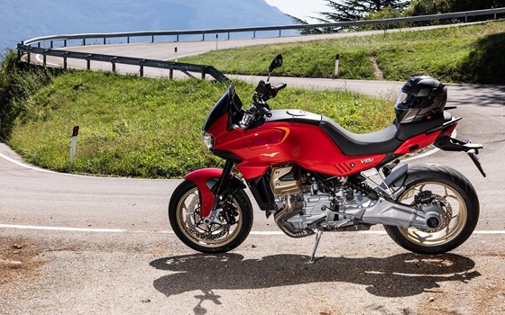 Verleihmotorrad Moto Guzzi V100 Mandello vom Händler BKM Bikes Handels GmbH - Bild 7 Verleihmotorrad Moto Guzzi V100 Mandello vom Händler BKM Bikes Handels GmbH - Bild 7
