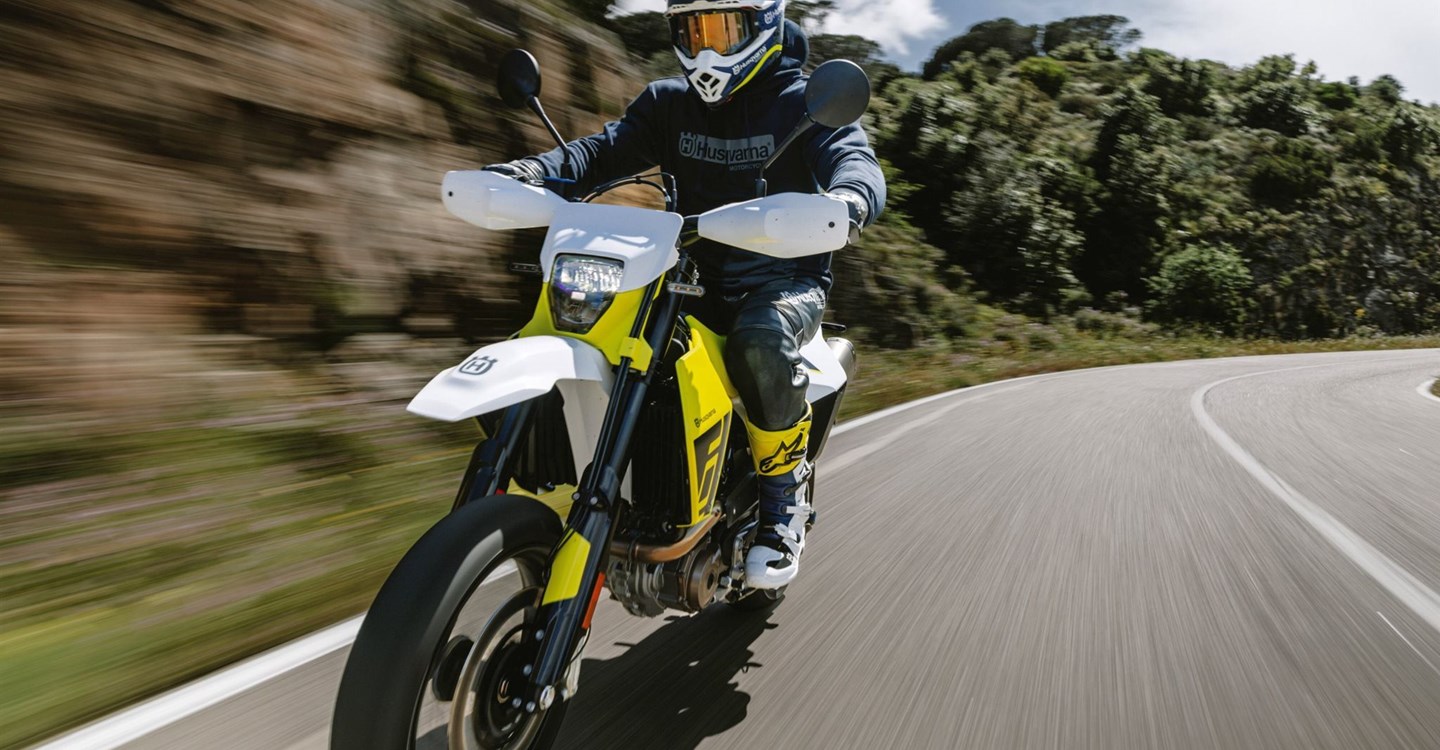 Verleihmotorrad Husqvarna 701 Supermoto vom Händler BKM Bikes Handels GmbH