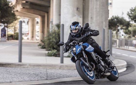 Verleihmotorrad Suzuki GSX-8S vom Händler BKM Bikes Handels GmbH - Bild 8 Verleihmotorrad Suzuki GSX-8S vom Händler BKM Bikes Handels GmbH - Bild 8