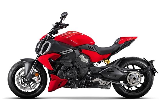 Verleihmotorrad Ducati Diavel V4 vom Händler Motorradhaus Steinbach GmbH - Bild 14 Verleihmotorrad Ducati Diavel V4 vom Händler Motorradhaus Steinbach GmbH - Bild 14