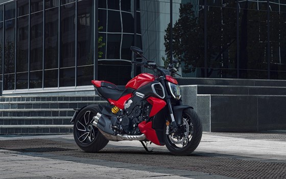Verleihmotorrad Ducati Diavel V4 vom Händler Motorradhaus Steinbach GmbH - Bild 16 Verleihmotorrad Ducati Diavel V4 vom Händler Motorradhaus Steinbach GmbH - Bild 16