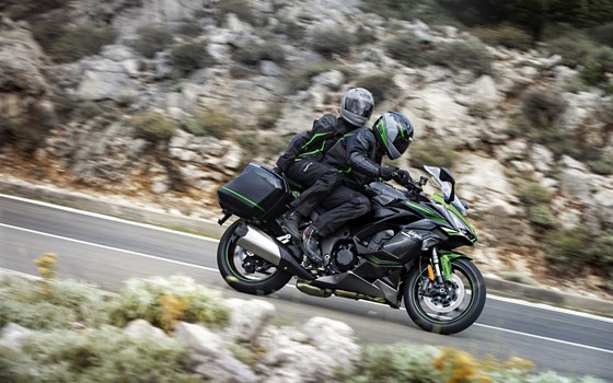 Verleihmotorrad Kawasaki Ninja 1100SX vom Händler WIKO Motorrad GmbH - Bild 18 Verleihmotorrad Kawasaki Ninja 1100SX vom Händler WIKO Motorrad GmbH - Bild 18