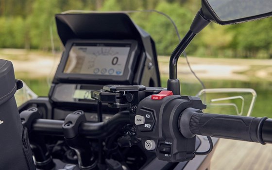 Verleihmotorrad Honda NT1100 DCT Electronic Suspension vom Händler Tempo-Zweirad-Treff GmbH - Bild 11