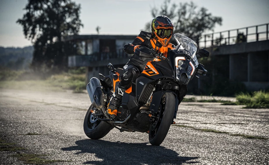 Verleihmotorrad KTM 1290 Super Adventure S vom Händler JETI X TREME Inhaber: Timo Röttinger Bild 12: Verleihmotorrad KTM 1290 Super Adventure S vom Händler JETI X TREME Inhaber: Timo Röttinger