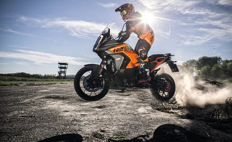 Verleihmotorrad KTM 1290 Super Adventure S vom Händler JETI X TREME Inhaber: Timo Röttinger Bild 17: Verleihmotorrad KTM 1290 Super Adventure S vom Händler JETI X TREME Inhaber: Timo Röttinger
