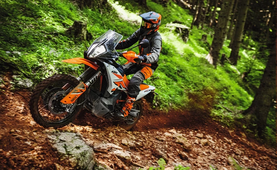 Verleihmotorrad KTM 890 Adventure R vom Händler JETI X TREME Inhaber: Timo Röttinger Bild 13: Verleihmotorrad KTM 890 Adventure R vom Händler JETI X TREME Inhaber: Timo Röttinger