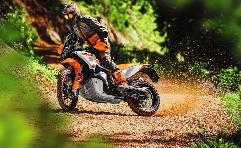 Verleihmotorrad KTM 890 Adventure R vom Händler JETI X TREME Inhaber: Timo Röttinger Bild 18: Verleihmotorrad KTM 890 Adventure R vom Händler JETI X TREME Inhaber: Timo Röttinger