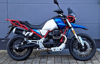 Leihmotorrad Moto Guzzi V85 TT Evoactive Graphics