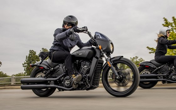 Verleihmotorrad Indian Scout Rogue vom Händler Motorrad Berlage GmbH - Bild 2 Verleihmotorrad Indian Scout Rogue vom Händler Motorrad Berlage GmbH - Bild 2