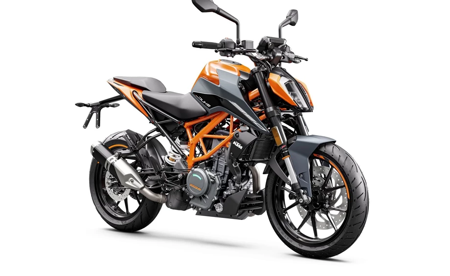 Verleihmotorrad KTM 390 Duke vom Händler Motorrad Theiner Bild 6: Verleihmotorrad KTM 390 Duke vom Händler Motorrad Theiner
