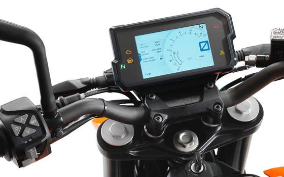 Verleihmotorrad KTM 390 Duke vom Händler Motorrad Theiner - Bild 8 Verleihmotorrad KTM 390 Duke vom Händler Motorrad Theiner - Bild 8