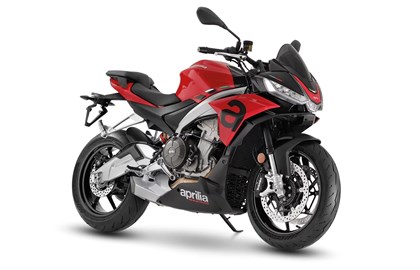 Leihmotorrad Aprilia Tuono 660