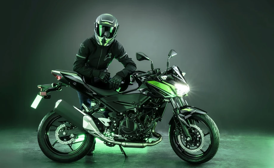 Verleihmotorrad Kawasaki Z 400 vom Händler Motospeed Bonsack Bild 10: Verleihmotorrad Kawasaki Z 400 vom Händler Motospeed Bonsack