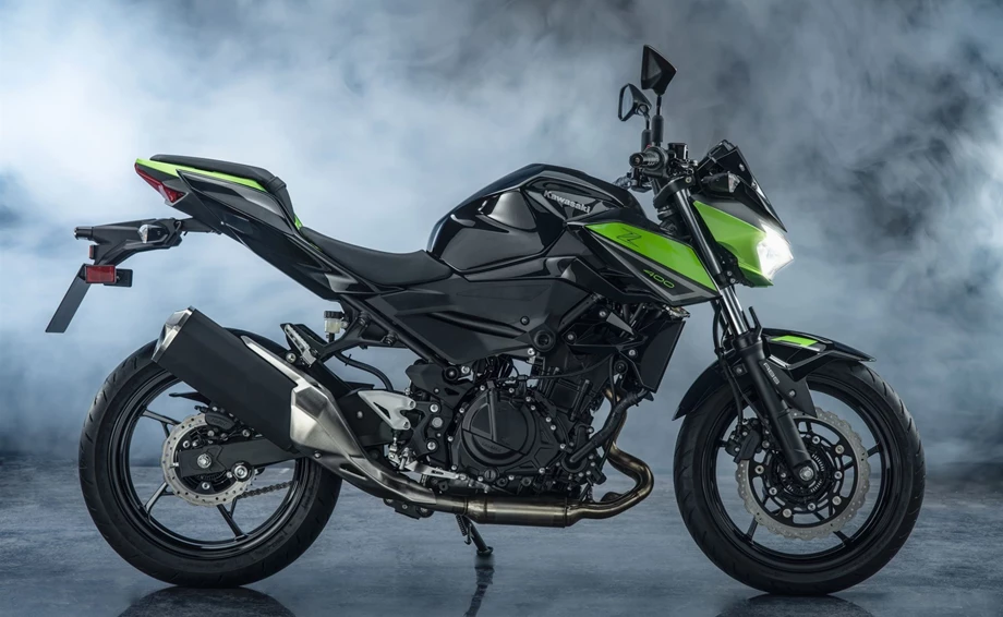 Verleihmotorrad Kawasaki Z 400 vom Händler Motospeed Bonsack Bild 13: Verleihmotorrad Kawasaki Z 400 vom Händler Motospeed Bonsack