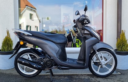 Leihmotorrad Honda NSC Vision 110